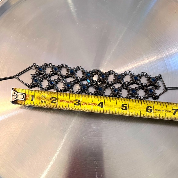 Dual Necklace & Bracelet - Picture 5 of 6